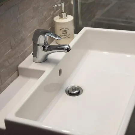 Apartamento 180 Apartamento En El Centro Buena Ubicacion Peral *